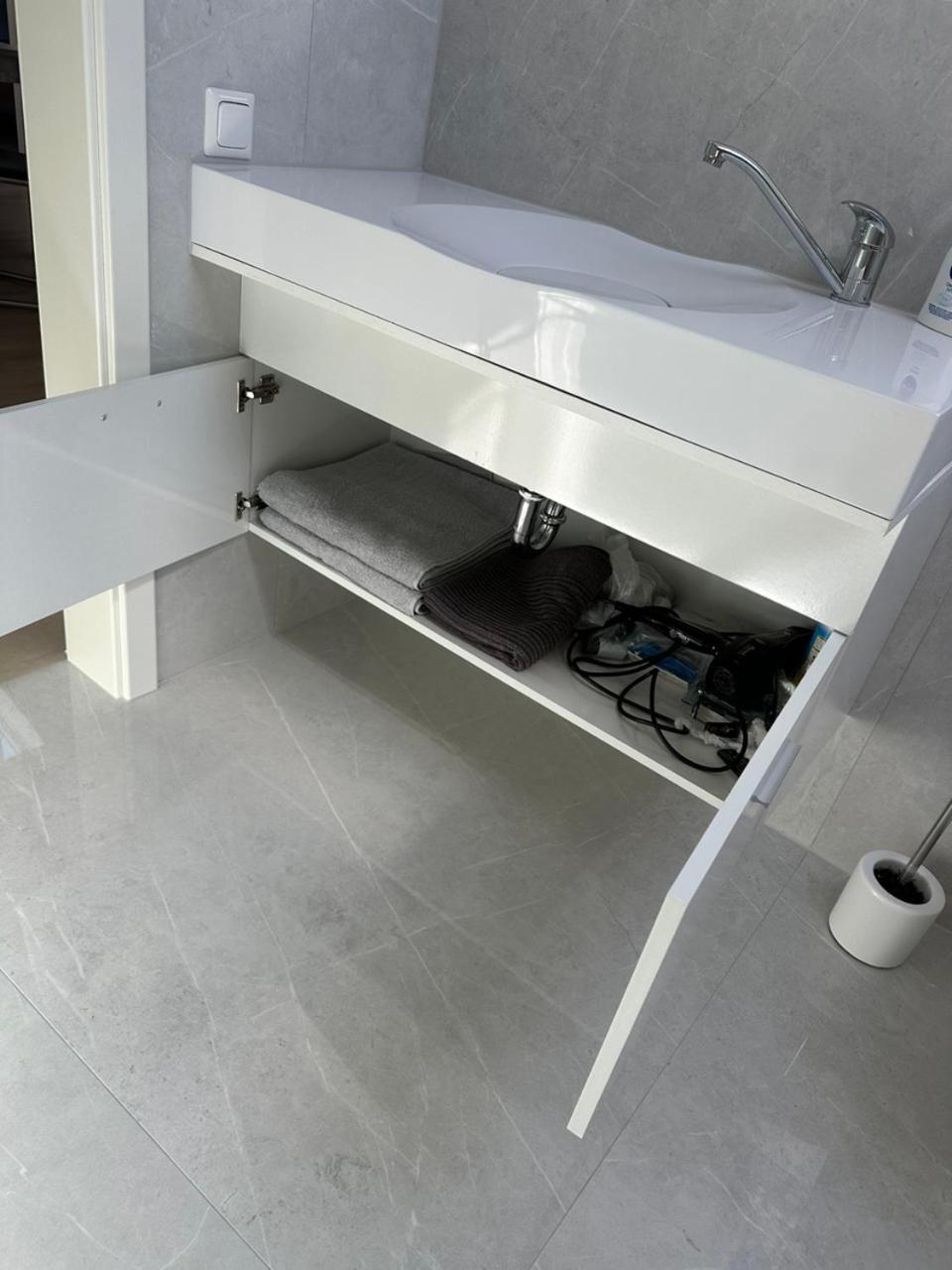 Grosse Ferienwohnung Gaestehaus Neubau Merzig 120M2 Bagian luar foto