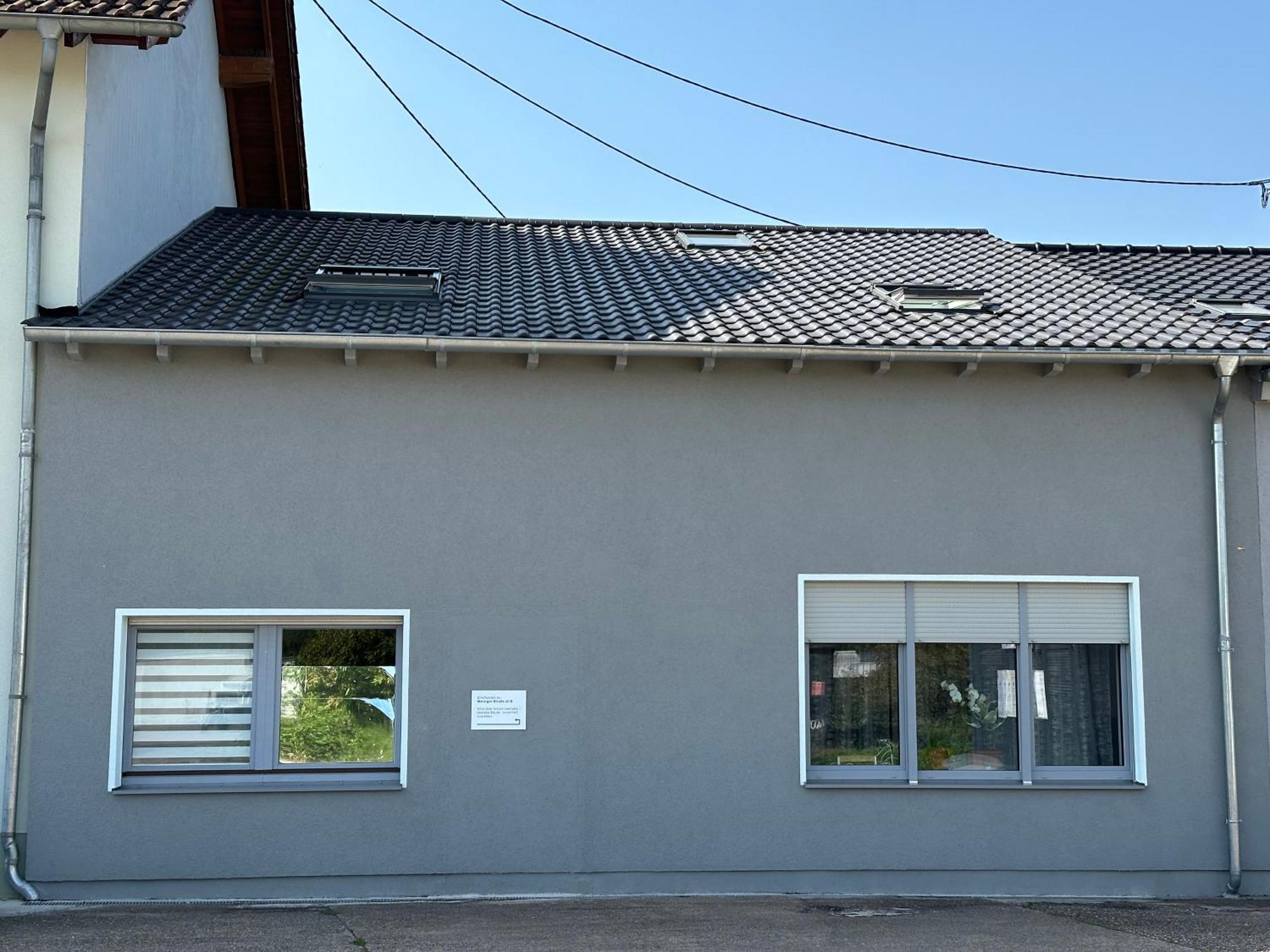 Grosse Ferienwohnung Gaestehaus Neubau Merzig 120M2 Bagian luar foto